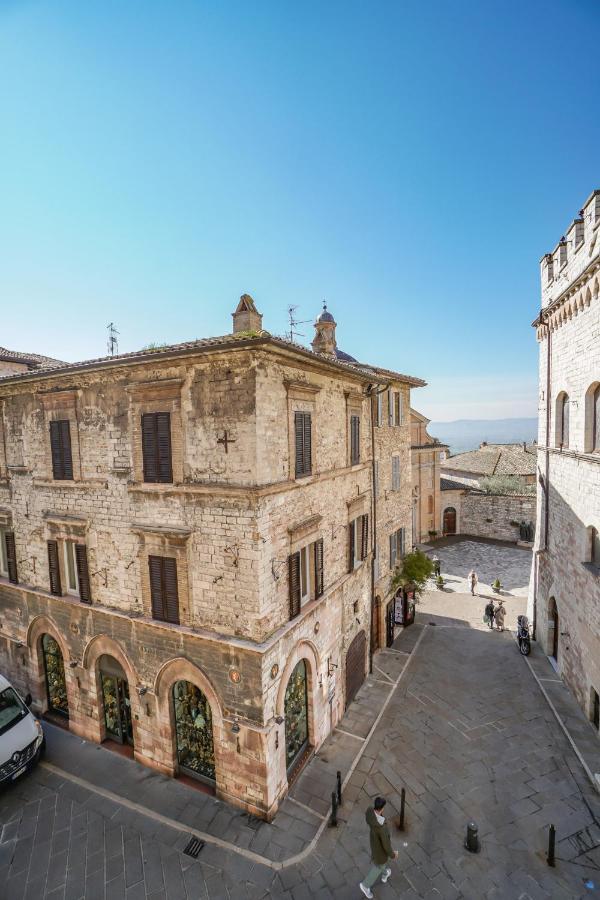 Ogni Finestra E Un Quadro - Appartamento Ad Assisi Exteriör bild